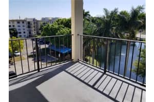 6190 Woodlands Blvd APT 516, Tamarac, FL 33319, Sold 03/29/22