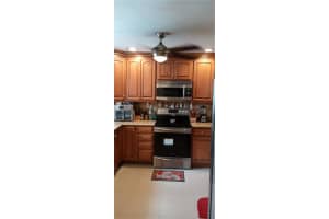 3591 NW 17th St, Fort Lauderdale, FL 33311, Sold 04/26/22