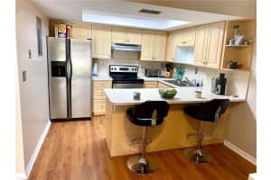 49 Pleasant Hill Ln #49, Tamarac, FL 33319, Sold 04/12/22