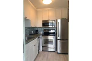 629 SE 19th Ave APT 802, Deerfield Beach, FL 33441, Sold 04/27/22