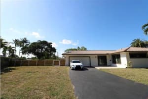 9604 NW 35th Ct, Coral Springs, FL 33065, Sold 06/01/22