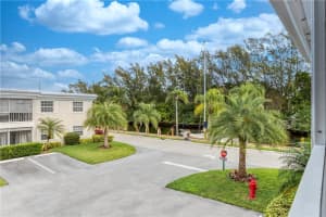 6281 Bay Club Dr APT 4, Fort Lauderdale, FL 33308, Sold 04/14/22