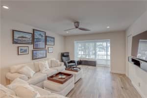 6281 Bay Club Dr APT 4, Fort Lauderdale, FL 33308, Sold 04/14/22