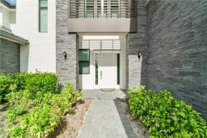 17819 SW 58th St, Southwest Ranches, FL 33331, Sold 05/23/22