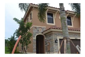 9630 Town Parc Cir S, Parkland, FL 33076, Sold 03/08/22