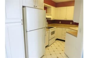 212 Lake Pointe Dr APT 305, Oakland Park, FL 33309, Sold 03/21/22