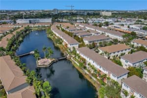 180 SW 6th Ct, Pompano Beach, FL 33060, Sold 03/16/22