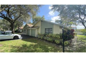 4132 Palm Forest Dr S, Delray Beach, FL 33445, Sold 05/02/22