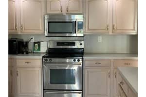 5351 NW 77th Ct, Pompano Beach, FL 33073, Sold 05/31/22