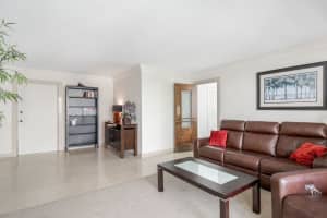 2841 N Ocean Blvd APT 1910, Fort Lauderdale, FL 33308, Sold 04/29/22