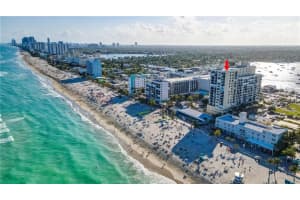 322 Buchanan St, Hollywood, FL 33019, Sold 05/02/22