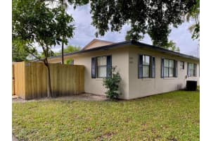 4583 Barclay Crescent #10, Lake Worth, FL 33463, Sold 06/17/22