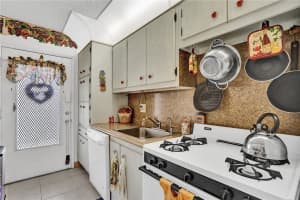 20320 NE 2nd Ave g3, North Miami Beach, FL 33179, Sold 03/25/22