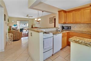 2151 NE 1st Ct APT 205, Boynton Beach, FL 33435, Sold 06/22/22