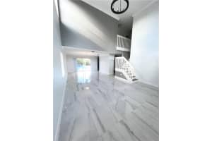 19913 SW 3rd Pl, Pembroke Pines, FL 33029, Sold 03/16/22