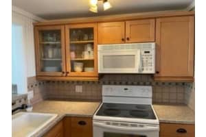 201 N Ocean Blvd APT 206, Pompano Beach, FL 33062, Sold 04/15/22