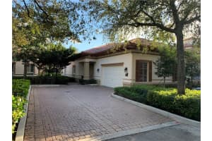 16128 Emerald Estates Dr v13, Weston, FL 33331, Sold 04/13/22
