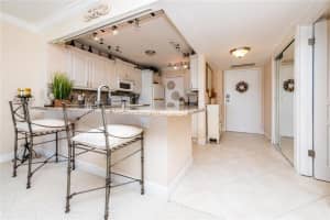 800 SE 20th Ave APT 1007, Deerfield Beach, FL 33441, Sold 06/06/22