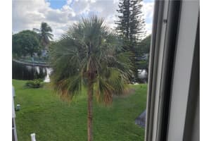 4270 NW 40th St APT 304, Lauderdale Lakes, FL 33319, Sold 07/18/22