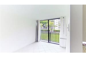 17011 N Bay Rd APT 104, Sunny Isles Beach, FL 33160, Sold 05/25/22