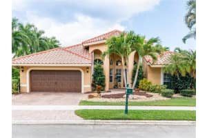 1175 Fairfax Ln, Weston, FL 33326, Sold 04/25/22
