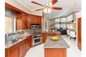 1175 Fairfax Ln, Weston, FL 33326, Sold 04/25/22
