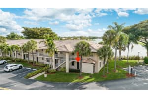5541 Lakeside Dr APT 107, Margate, FL 33063, Sold 04/27/22