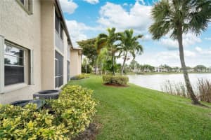 5541 Lakeside Dr APT 107, Margate, FL 33063, Sold 04/27/22