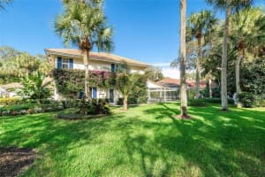 2721 Hampton Cir W, Delray Beach, FL 33445, Sold 04/22/22
