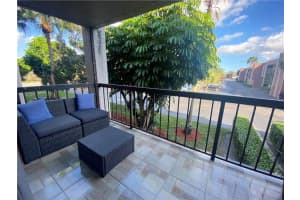7100 Nova Dr APT 203A, Davie, FL 33317, Sold 04/22/22