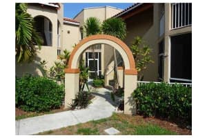 333 SW 86th Ave APT 102, Pembroke Pines, FL 33025, Sold 04/01/22