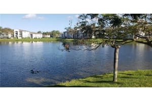 333 SW 86th Ave APT 102, Pembroke Pines, FL 33025, Sold 04/01/22