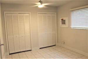 1810 E Oakland Park Blvd APT 17, Oakland Park, FL 33306, Sold 04/22/22