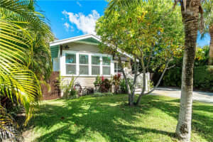 723 Penn St, West Palm Beach, FL 33401, Sold 05/02/22