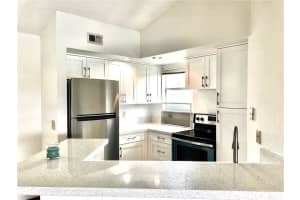 701 Vista Isles Dr APT 1622, Plantation, FL 33325, Sold 04/13/22