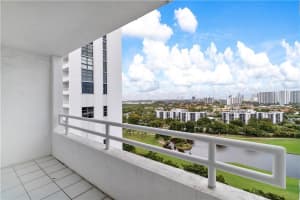 20355 NE 34th Ct APT 1928, Aventura, FL 33180, Sold 04/29/22