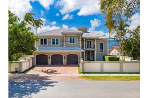 1949 Harbourview Dr, Fort Lauderdale, FL 33316, Sold 05/06/22