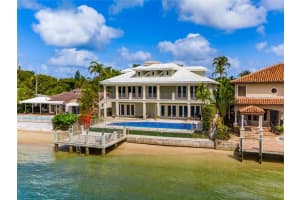 1949 Harbourview Dr, Fort Lauderdale, FL 33316, Sold 05/06/22