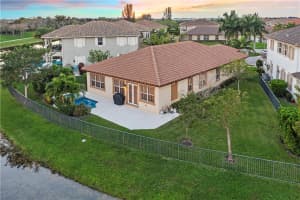 9820 S Miralago Way, Parkland, FL 33076, Sold 04/05/22