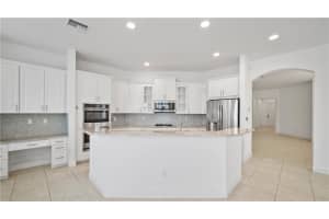 9820 S Miralago Way, Parkland, FL 33076, Sold 04/05/22