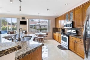 10276 NW 53rd Ct, Coral Springs, FL 33076, Sold 05/13/22