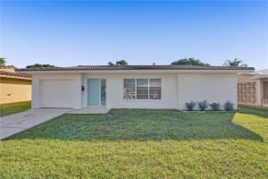 5724 NW 85th Ave, Tamarac, FL 33321, Sold 04/14/22