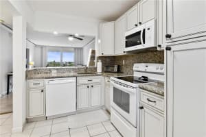 1391 S Ocean Blvd APT 608, Pompano Beach, FL 33062, Sold 04/13/22