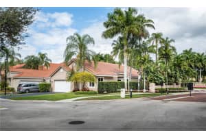 10101 NW 5th St, Plantation, FL 33324, Sold 04/15/22