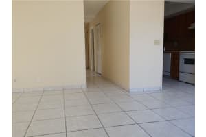 5625 NW 21st St 9 e, Lauderhill, FL 33313, Sold 04/19/22