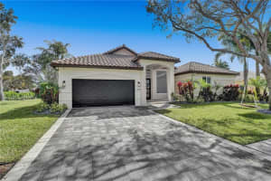 3700 E Lake Estates Dr, Davie, FL 33328, Sold 04/06/22