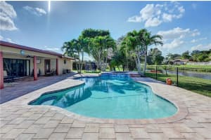 845 W Plantation Cir, Plantation, FL 33324, Sold 05/02/22