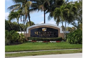 1140 Lake Victoria Dr f, Royal Palm Beach, FL 33411, Sold 04/14/22