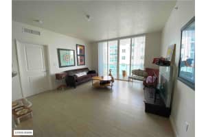 7900 Harbor Island Dr APT 910, North Bay Village, FL 33141, Sold 04/29/22