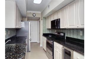 11700 SW 2nd St, Pembroke Pines, FL 33025, Sold 03/23/22